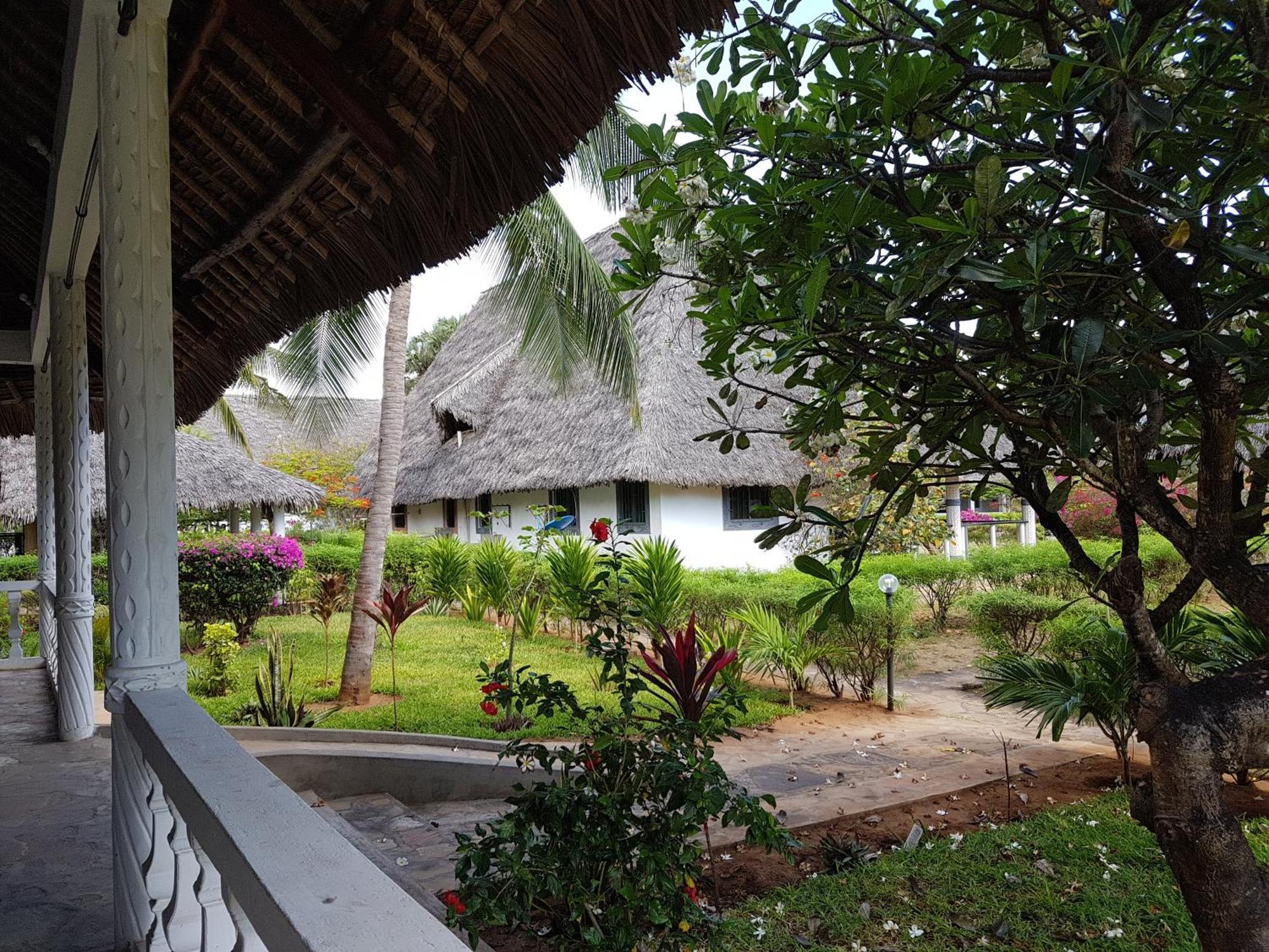 Karibuni Jeds Villas 85 & 86 Mambrui Extérieur photo